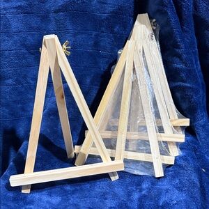 Set of four Wooden Tabletop Easel Stand - Natural Wood